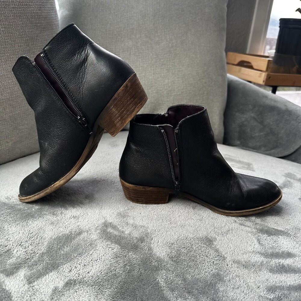 Kensie Boots Womens Size 9 Black Leather Ankle Zip Block Heel